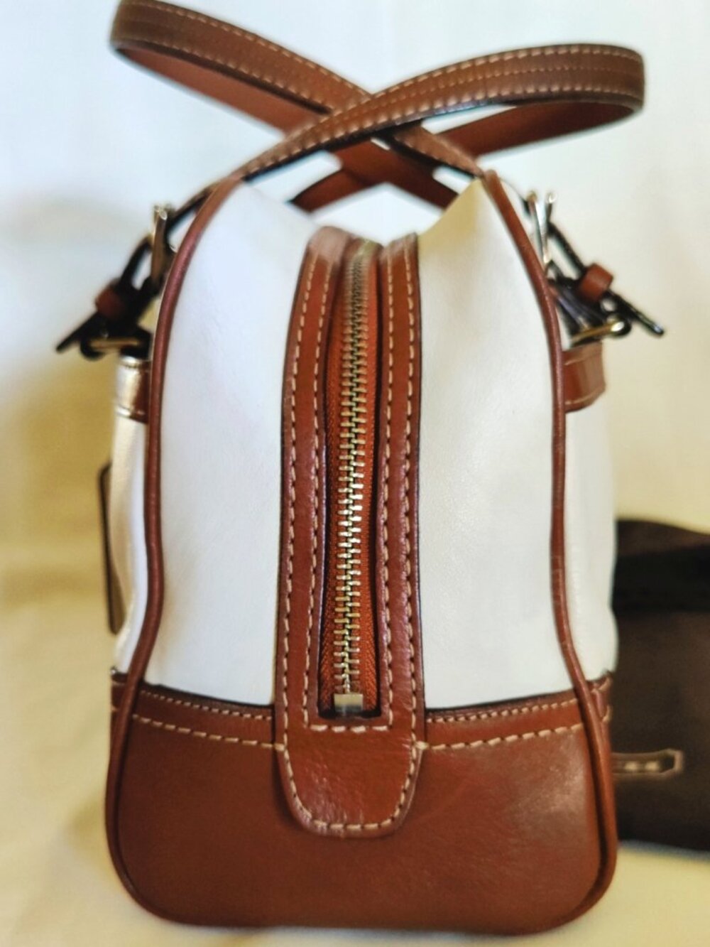 Coach Hamptons Leather Bowler Satchel in White & Saddle, EUC - Picture 11 of 16